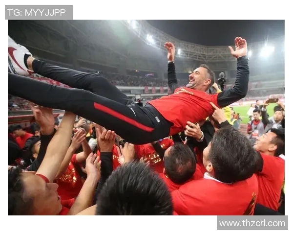 足球明星胜利舞蹈背后的辛勤付出与团队默契揭秘